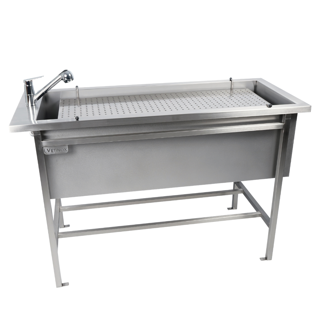 Preparation Table with Bar Top