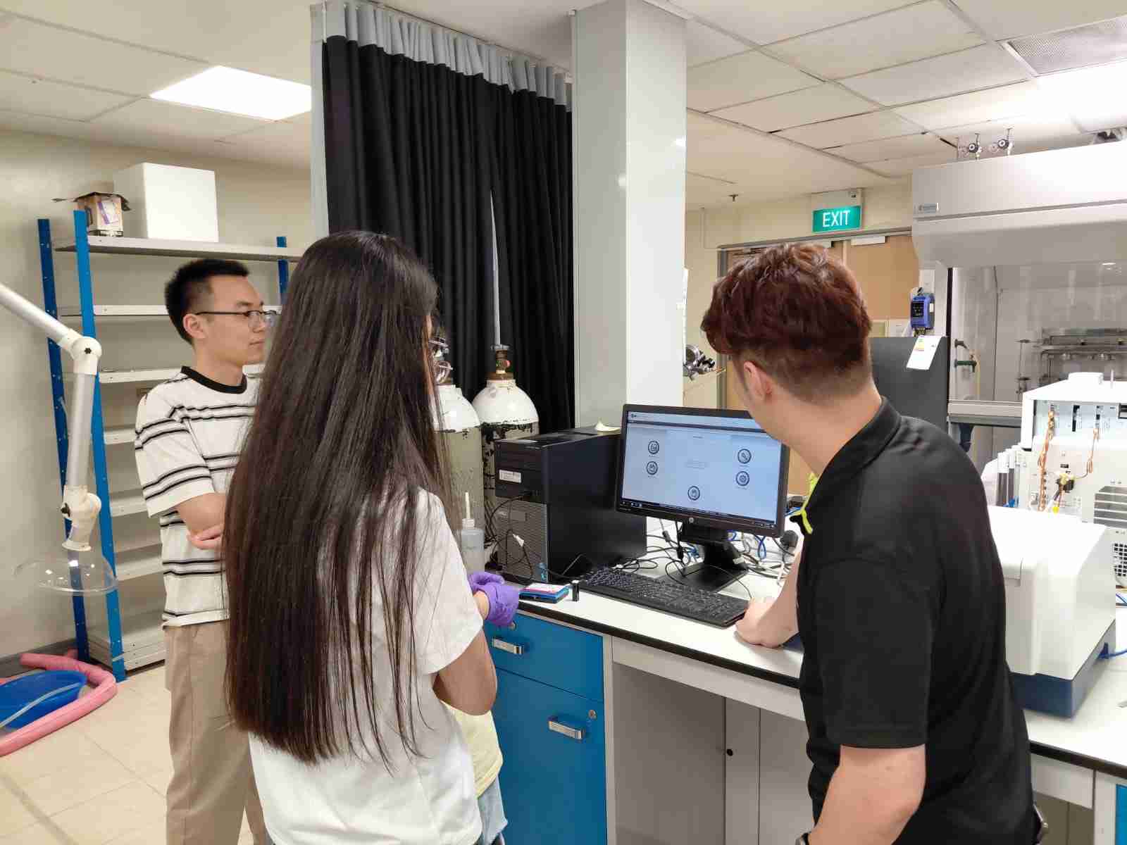 Laboratory Safety & Regulatory Services